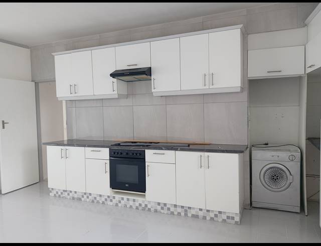 2 bed property to rent in MILNERTON